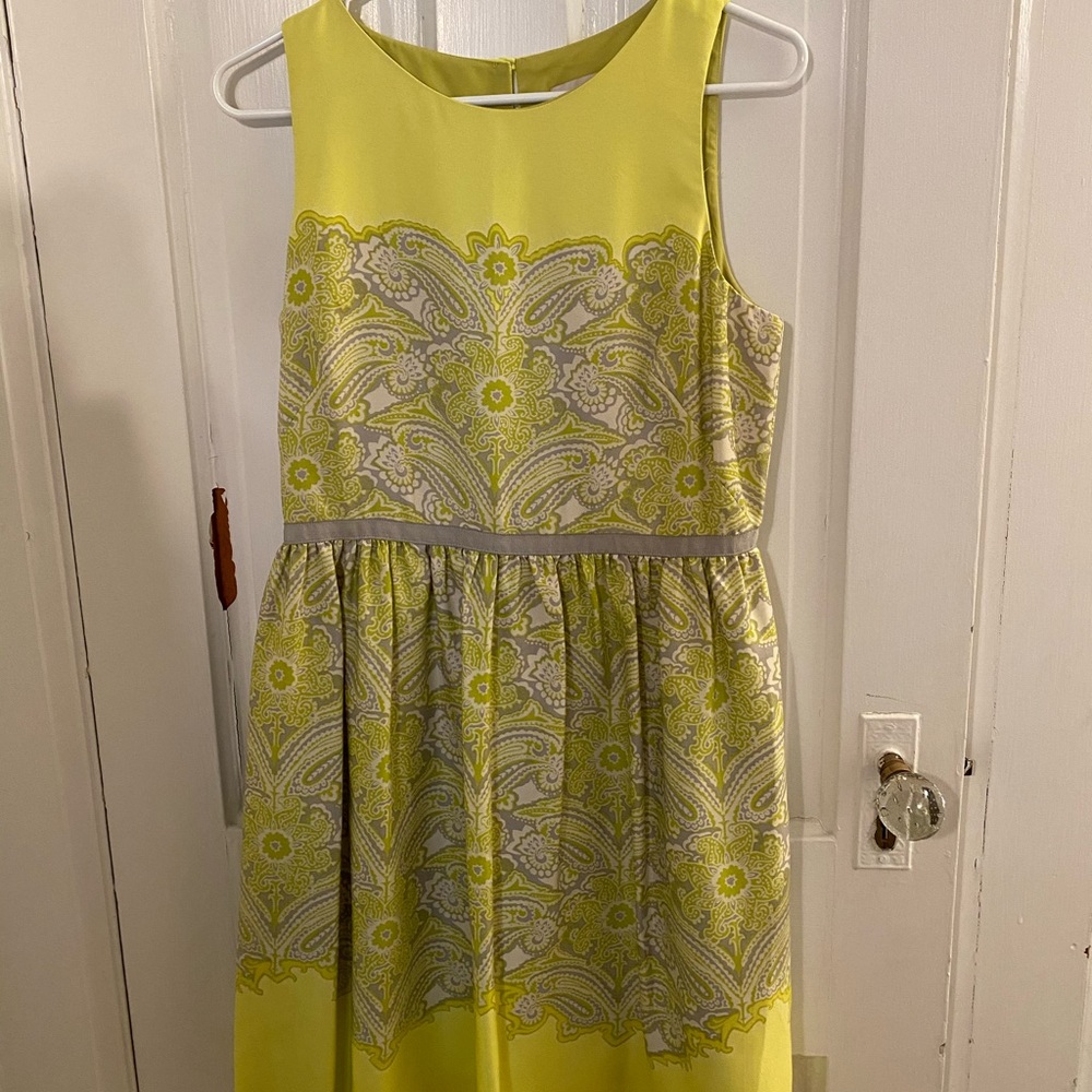 Loft Dress - Picture 2 of 5